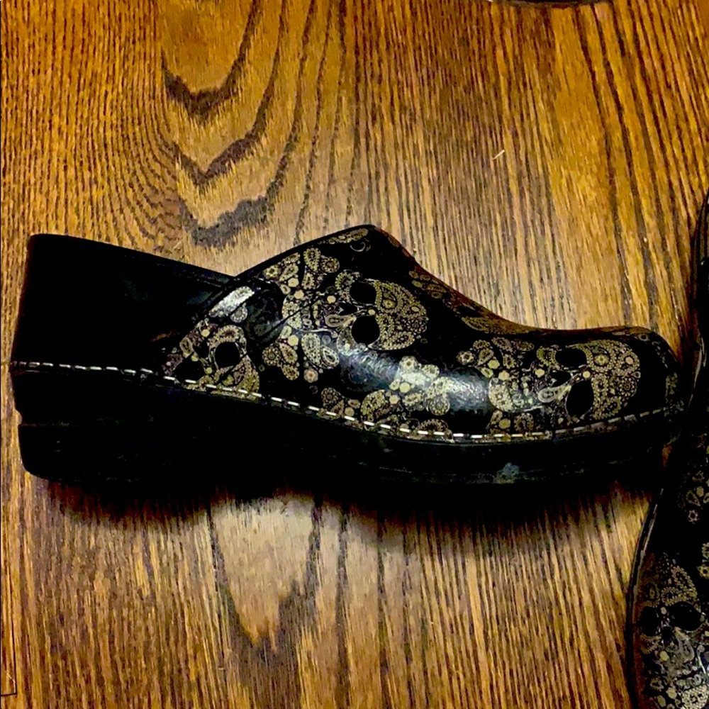 Sanita shoes